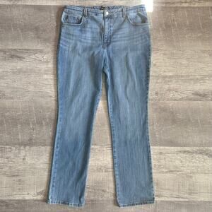 LEE Relaxed Fit Straight Leg Light Wash Jean Womens 18 Long (36.5X32) Mid Rise